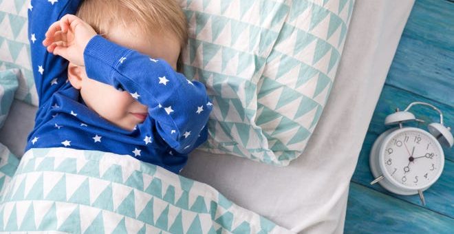 Pediatrician Dr. Tanya Altmann recommends parents start making adjustments to kids' schedules two or three nights in advance of the time change.